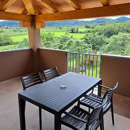 Posestvo Rouna - Winery And Apartments ヴィパーヴァ エクステリア 写真