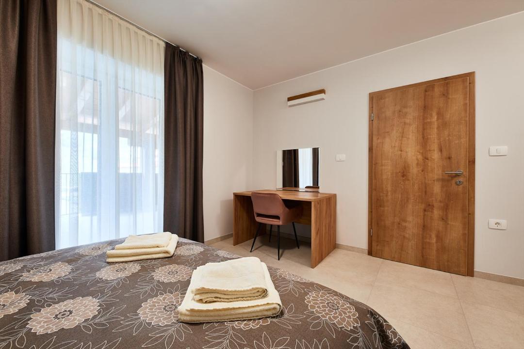 Posestvo Rouna - Winery And Apartments ヴィパーヴァ エクステリア 写真