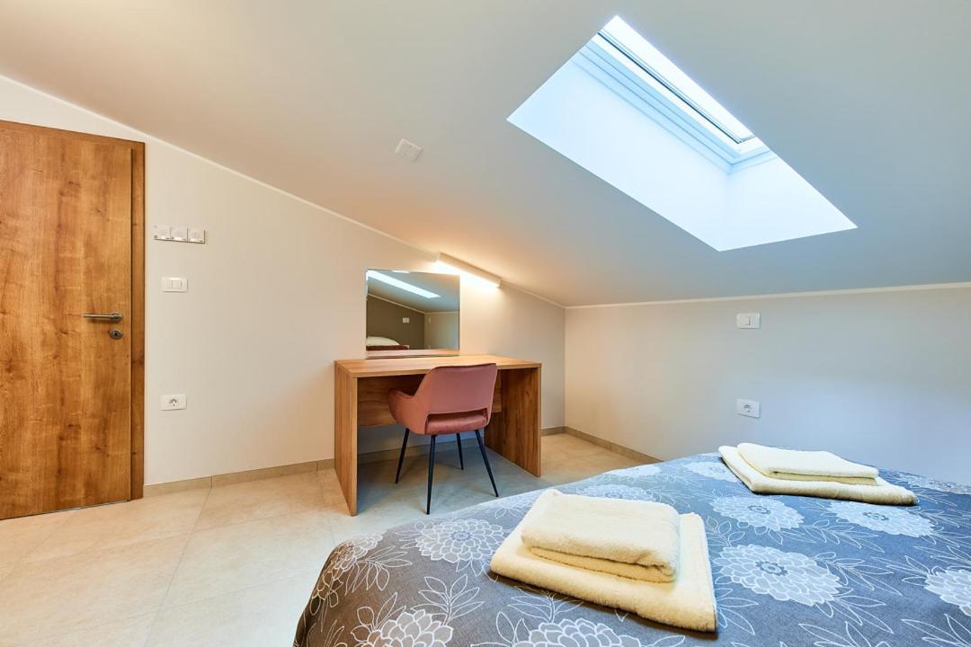 Posestvo Rouna - Winery And Apartments ヴィパーヴァ エクステリア 写真